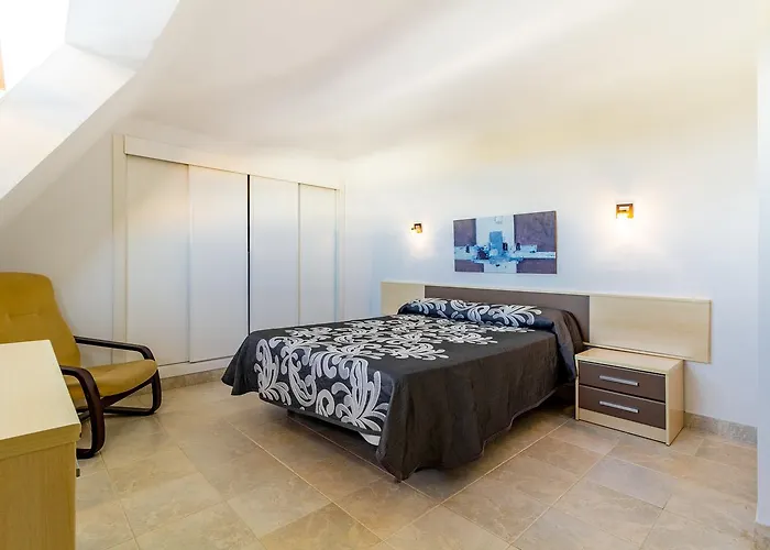 Realrent Mirador Al Mar דניה